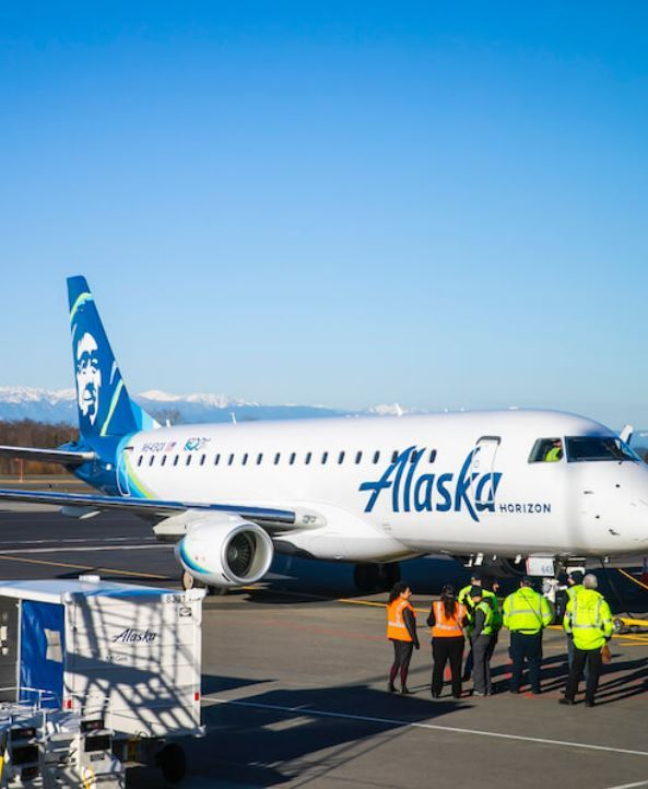Alaska Airplane and crew